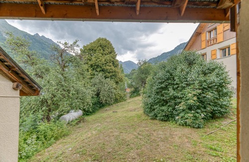 Oz Apartment | Room 'Chambre 2' with Mountain View and Balcony