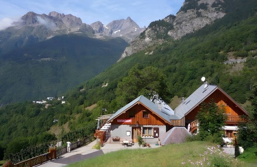 Oz Apartment | Room 'Chambre 2' with Mountain View and Balcony