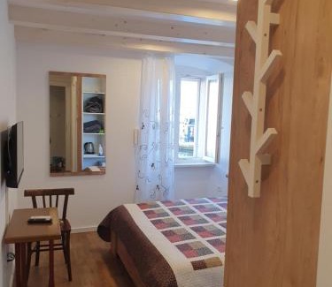 Cres House | Room CS Cres