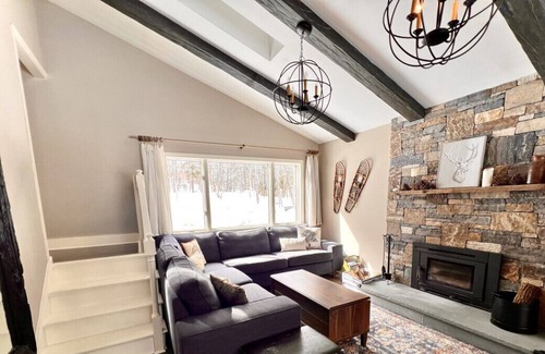 Stratton and Bromley Ski Areas House | Room for everyone, includes a bonus room!