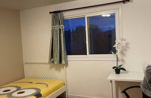 Tam O'Shanter-Sullivan House | Room for rent