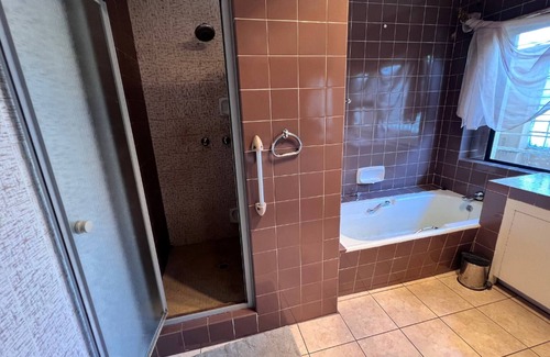 Greater Johannesburg Metropolitan Area House | Room-honey Hills Excellence Resorts D