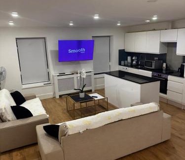 Lambeth House | Room Imperial