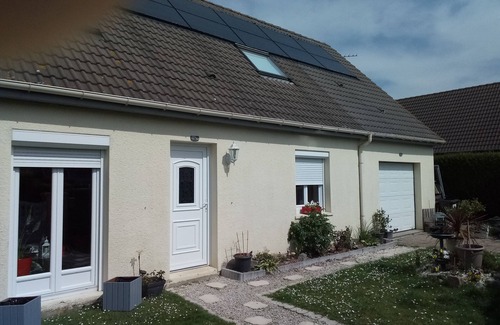 Etalondes Bed & Breakfast | Room in a detached house with terrace and garden.