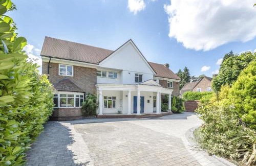 High Wycombe House | Room in a Luxury House