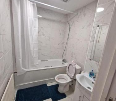 Southwark House | Room in a shared Flat