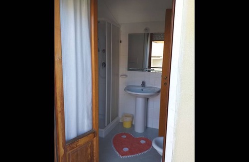 Pineto Bed & Breakfast | Room in B&B - Bright Quadruple Room a Stone Throw From the sea