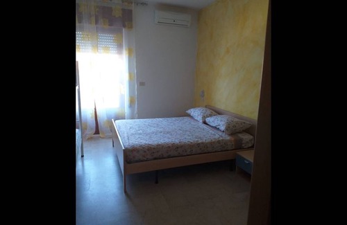 Pineto Bed & Breakfast | Room in B&B - Bright Quadruple Room a Stone Throw From the sea