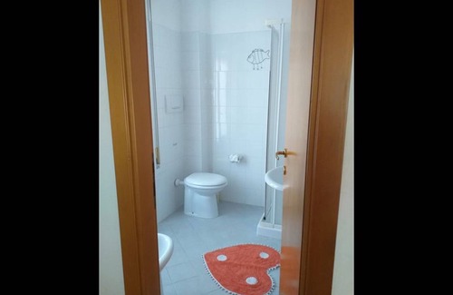 Pineto Bed & Breakfast | Room in B&B - Bright Quadruple Room a Stone Throw From the sea