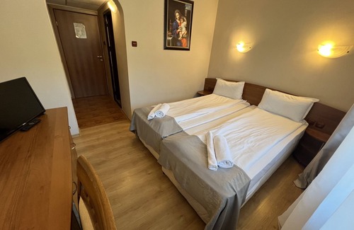Borovets Bed & Breakfast | Room in B&B - Hotel Moura Double Room N5165