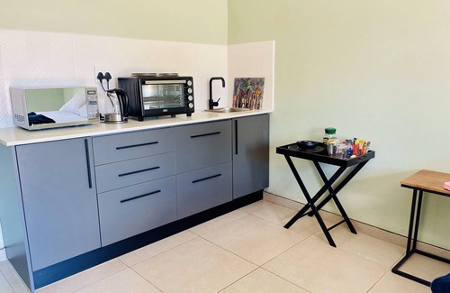 Northam House | Room in B&B - Trendybliss Guest House - N0298