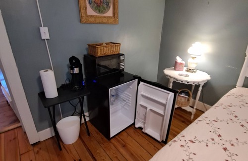 Harpers Ferry House | Room In Central Historic Downtown - Mountain View