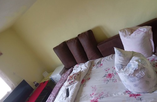 Tarina House | Room in Guest Room - Sejour Retreat For Family In Paradise