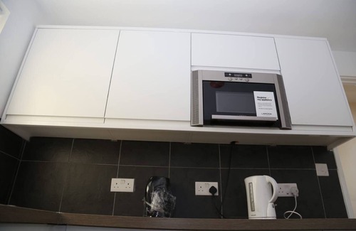Woolwich Common House | Room in House - Aa Guest Room2