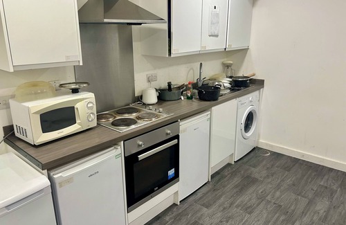 Bradford House | Room in Studio - One Studio Bradford City Center
