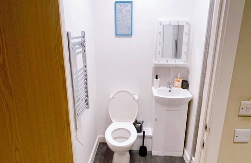 Bradford House | Room in Studio - One Studio Bradford City Center