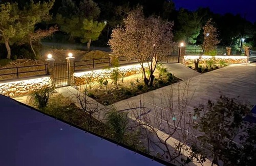 Pefkos Apartment | Room in Studio - Rock Garden Apartments - 2 Steps From the Beach