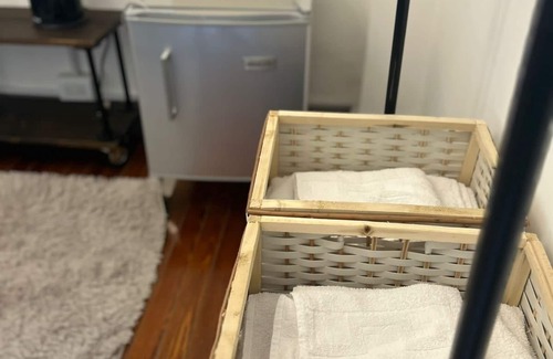 San Nicolas Apartment | Room in the heart of the city in a French-style building