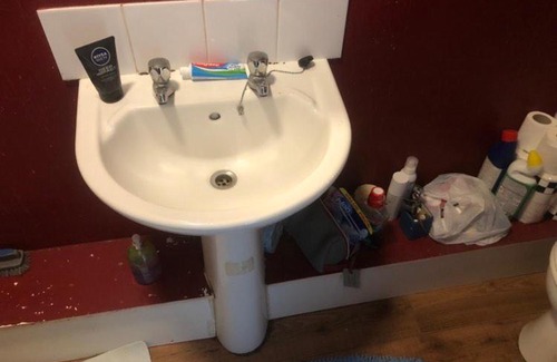 St Helens Bed & Breakfast | Room in town centre