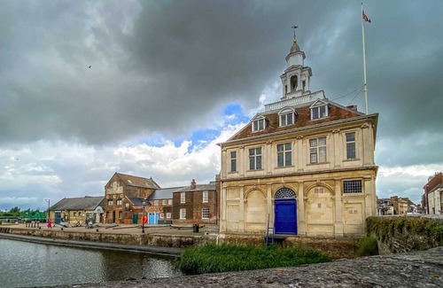 King's Lynn House | Room-kings Lynn Double Bedroom 1 New Ren