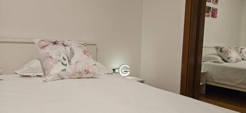 Vilanija House | Room Kris with private entrance & private bathroom
