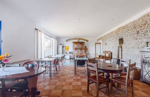 Elvas House | Room 'Lebre' with Shared Pool, Wi-Fi and Air Conditioning