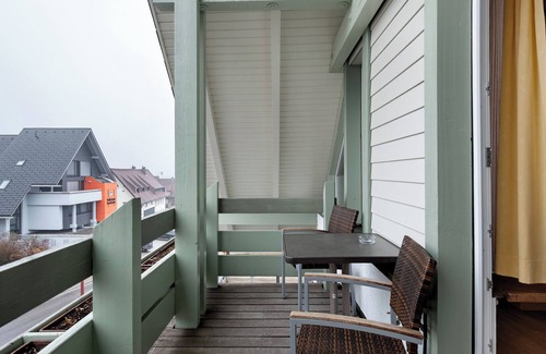 Uehlingen-Birkendorf Apartment | Room 'Nr 4' with Balcony and Wi-Fi