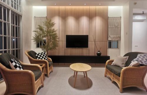 Sungai Petani Hotel | Room Only - Ryui's Quiet Residential Bungalow 5,403sqft