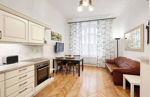 Josefov Apartment | Room & Parking Assistance