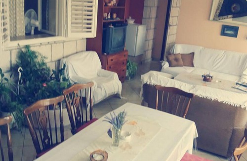 Lumbarda Bed & Breakfast | Room-stone House Gregov - Bedroom 1
