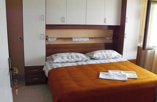 Lumbarda Bed & Breakfast | Room-stone House Gregov - Bedroom 1