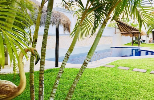 Centro Villa | Room-superior Basic Room With Swimming P