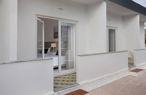 Ribamar Apartment | Room 'Twin 8' with Balcony and Wi-Fi