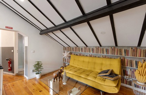 Campanha Apartment | Room 'Twin' with Shared Garden and Wi-Fi