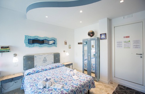 Polignano a Mare Bed & Breakfast | Room-versomare - Room Scirocco - Cis Ba