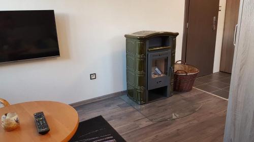 Strba Apartment | Room with a High Tatras view and Fireplace