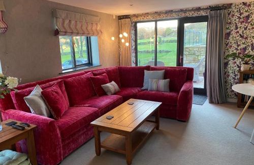 Hepworth Apartment | Room with a View