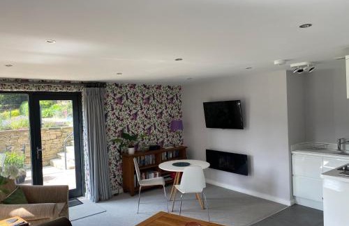 Hepworth Apartment | Room with a View