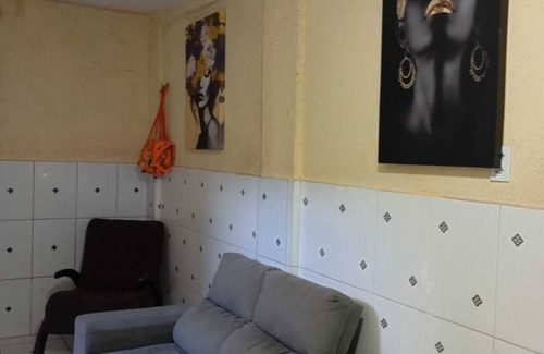 Tirirical House | Room with air conditioning, TV with free Netflix and minibar
