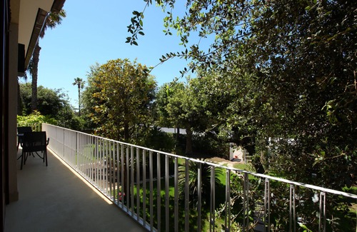 Fregenae Villa | Room with private bathroom in Villa