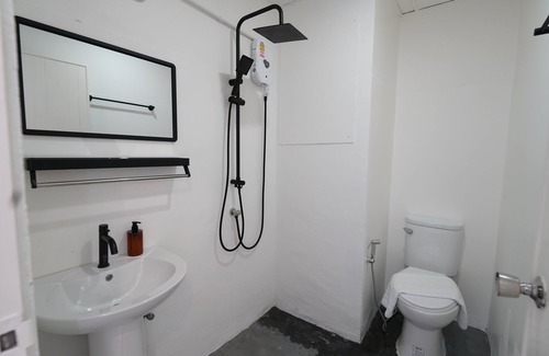 Don Muang Hotel | RoomQuest IT Square Don Mueang Airport