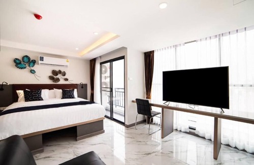 Khlong Toei Hotel | RoomQuest Sukhumvit 36 BTS Thonglor