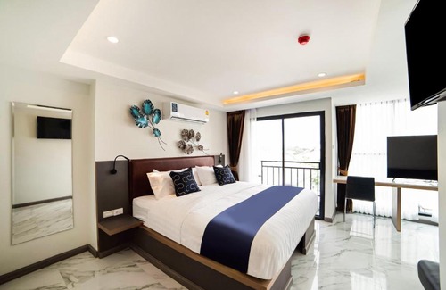 Khlong Toei Hotel | RoomQuest Sukhumvit36 BTS Thonglor