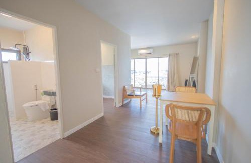 Nanai Road Hotel | RoomQuest The Peak Patong Hill