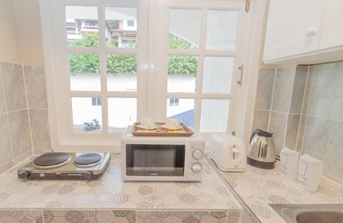 Nanai Road Apartment | RoomQuest The Peak Patong Hill