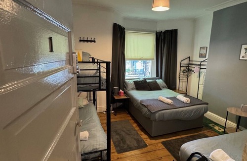 Anfield House | Rooms Anfield