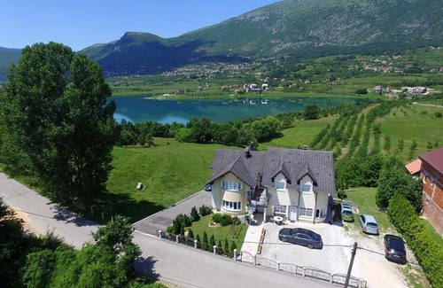 Herzegovina-Neretva Canton Bed & Breakfast | Rooms & Apartment Jozić