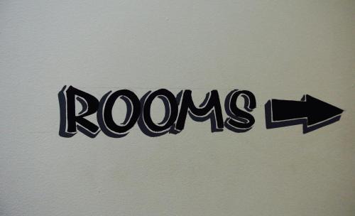 Rhyd-y-clafdy Apartment | Rooms at Martha Jones