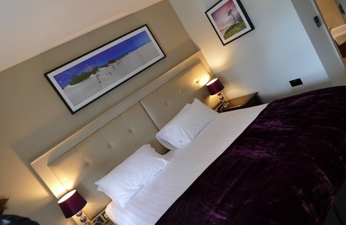 Omagh House | Rooms At Rue
