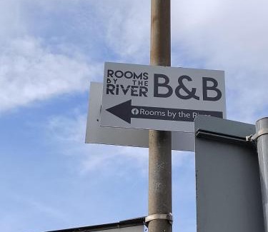 Cynwyd Bed & Breakfast | Rooms by the River at Glan Aber